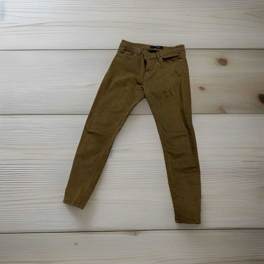 Stradivarius Green Jeans Stretch Size 6 Women’s Used Great Condition